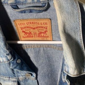 Levi’s Light Denim Jean Jacket